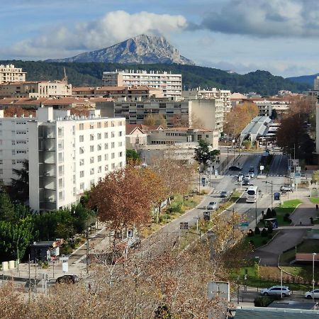 Bel Appartement De 42 M2 , 1 Chambre , Climatise. Aix-en-Provence Buitenkant foto